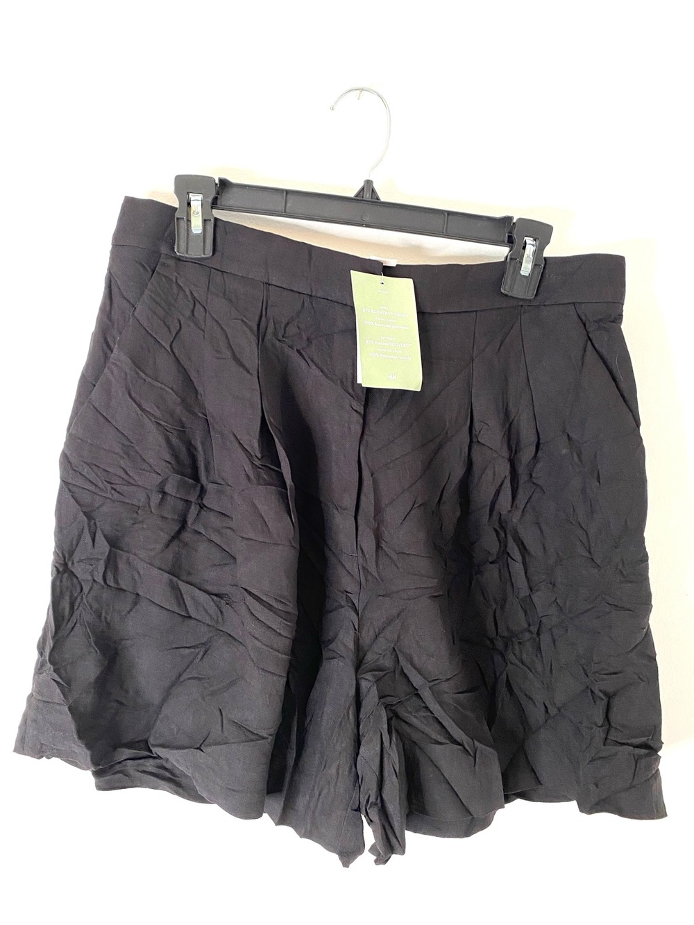 H&M Black High Waist Pleated Shorts NWT Tailored Dressy Casual